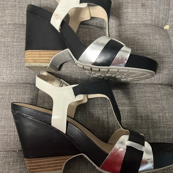 Clark’s heels - Picture 3 of 4